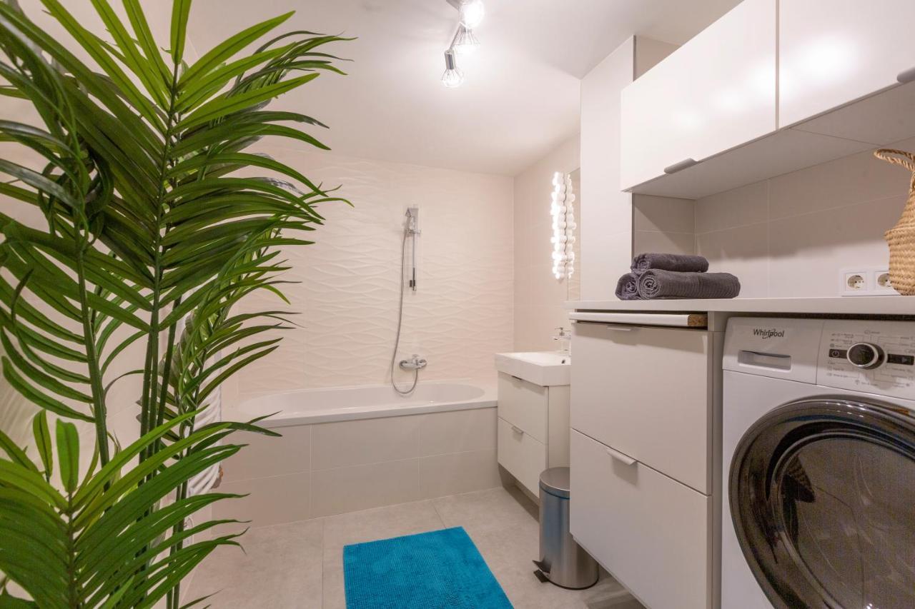 Unique Central 3 Floor Home With 4Bdrm, 3Bthrm Budapeste Exterior foto