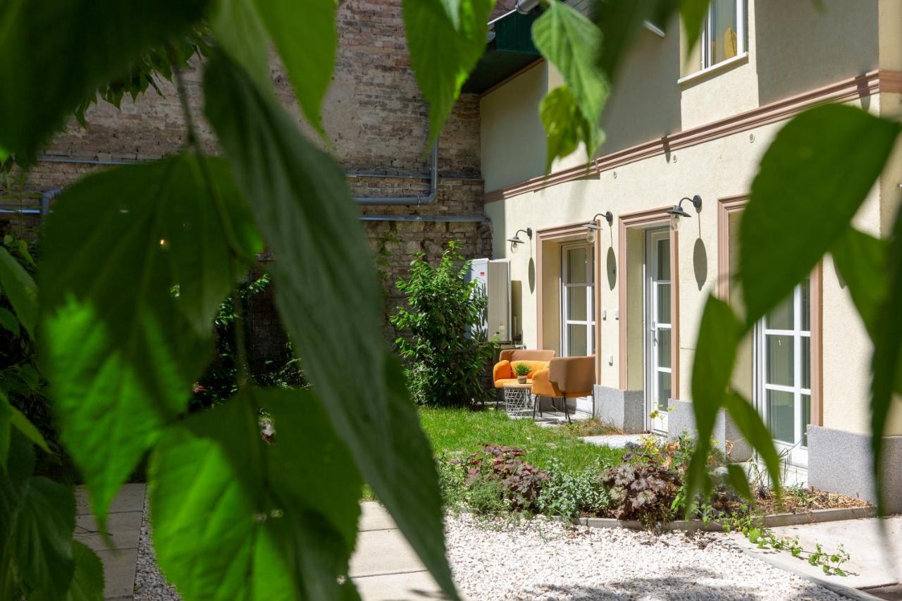 Unique Central 3 Floor Home With 4Bdrm, 3Bthrm Budapeste Exterior foto